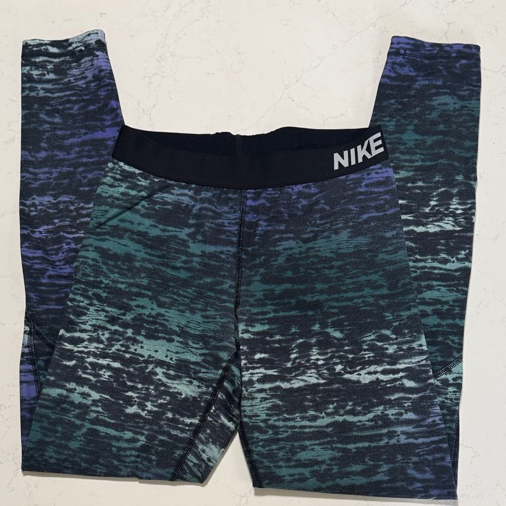 Nike Pro Multicolor Patterned Leggings
